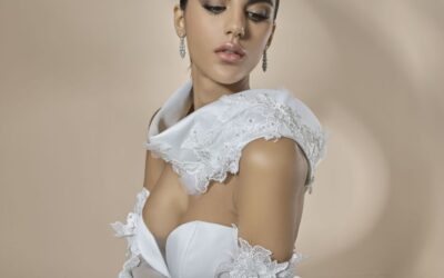 Abito da sposa senza spalline: l’eleganza che svela la tua luce
