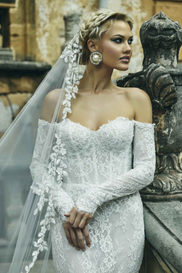 Abito da sposa Ametrino Maison Signore con scollo off shoulder